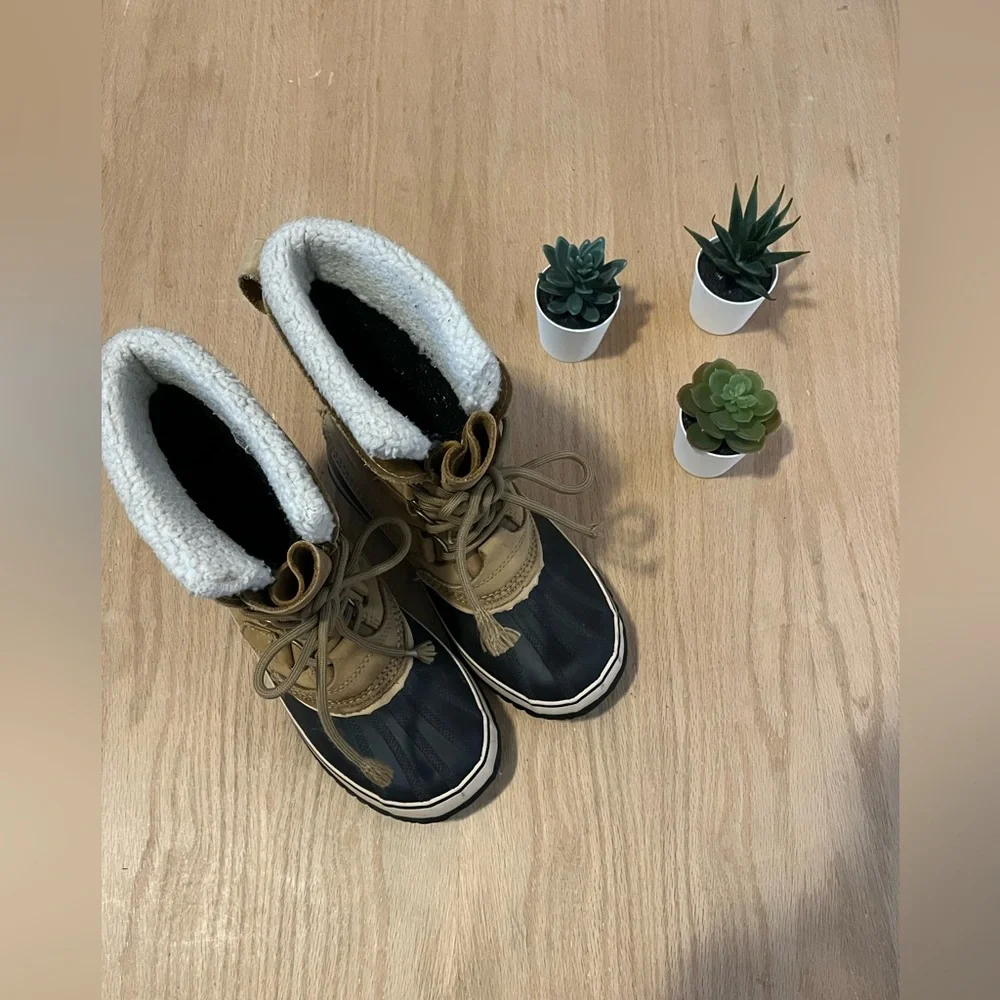 Sorel Cariboo Tan Leather Winter Boots - Picture 3 of 9